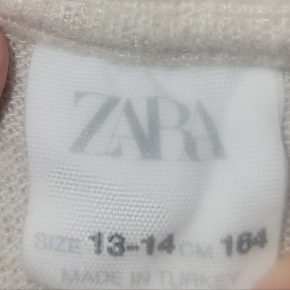 Zara Fleece Feel Beige Crewneck Lighweight Sweater, Size 13-14 - Picture 3 of 4